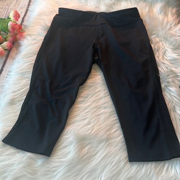 Pants - Women’s Black Carpi Leggings